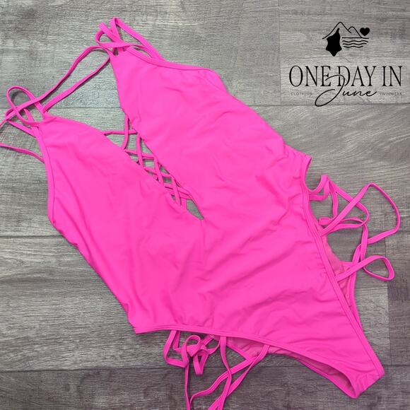 CharmLeaks Strappy One Piece Swimsuit Size XL - Picture 1 of 4